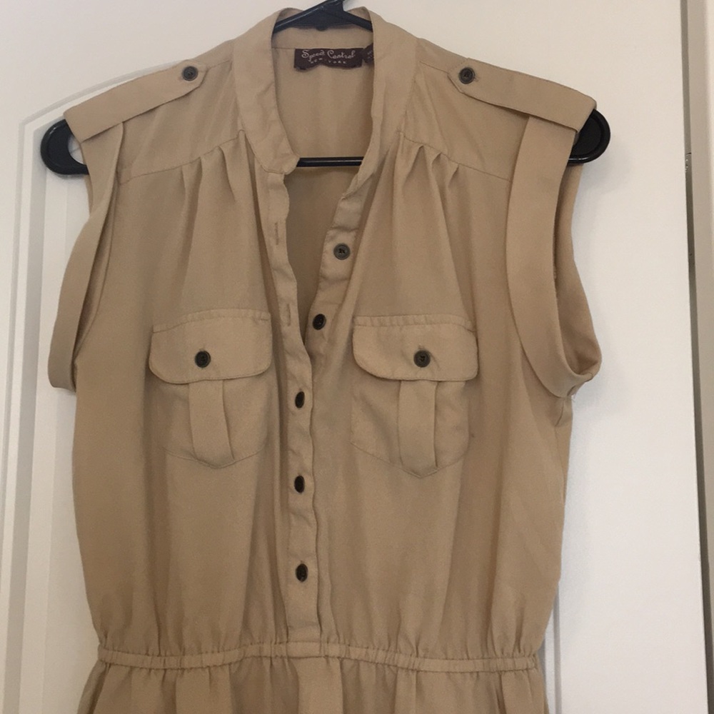 Dress - Picture 2 of 8